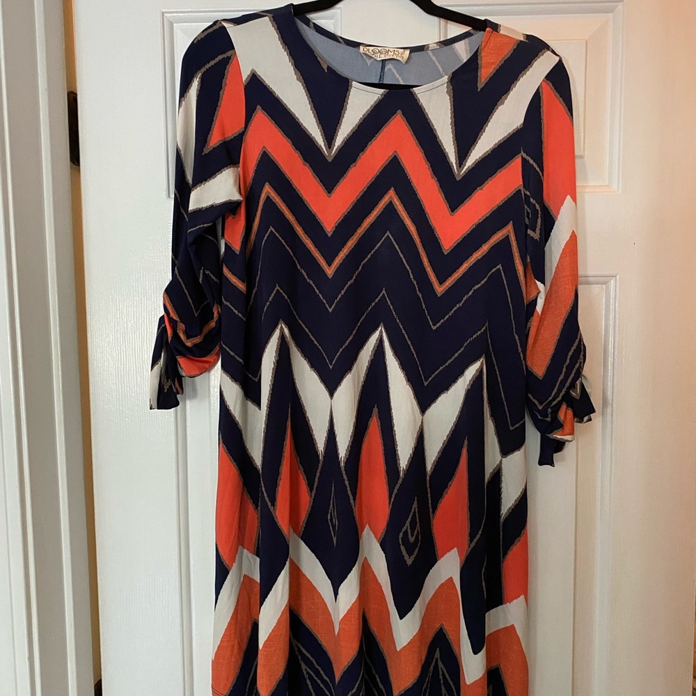 Blue patterned stretchy dress
